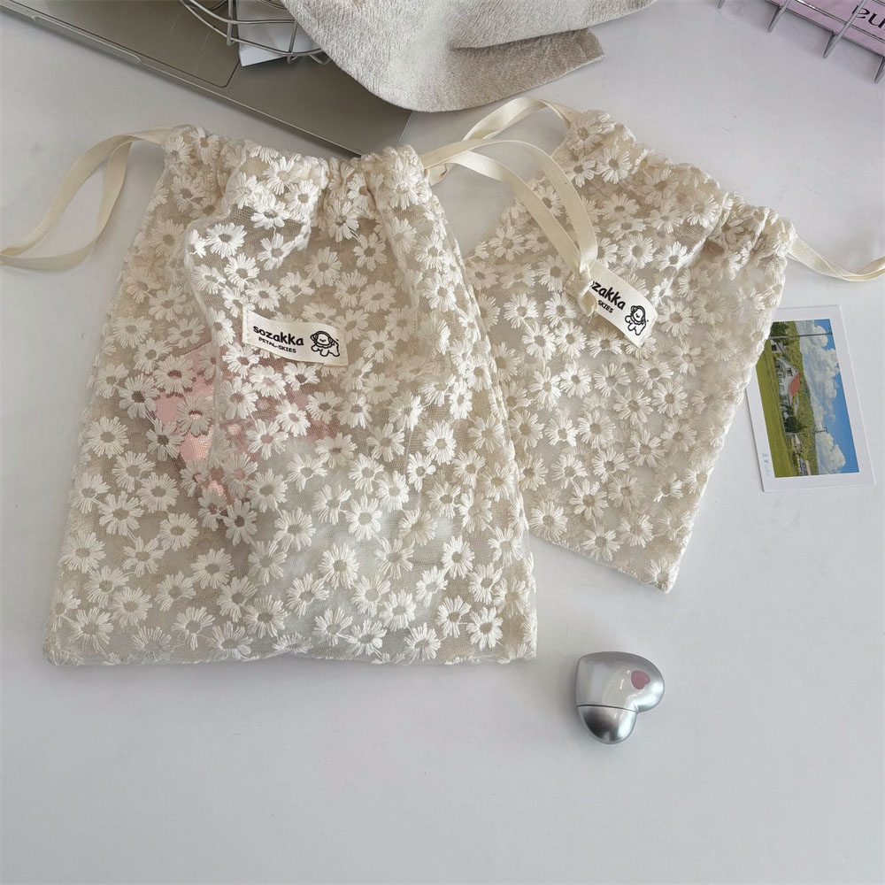 Lace Embroidered Daisy Mesh Dr - Travel Accessories Us ulasan dan harga